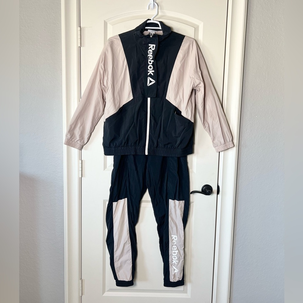 Reebok Women's Focus Tracksuit Set | Colorblock Jacket XL & Jogger Pants L